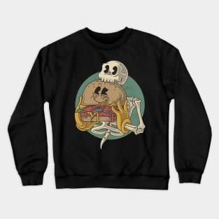 Cartoon retro skull eating burger Crewneck Sweatshirt